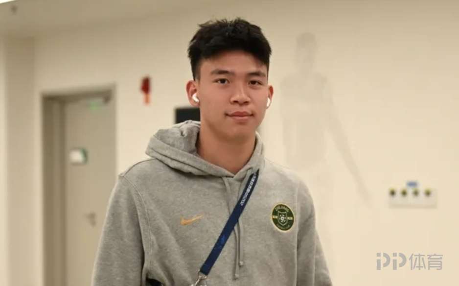 记者：冬窗有德甲豪门向王钰栋诚意邀约 没有成行问题不在球员