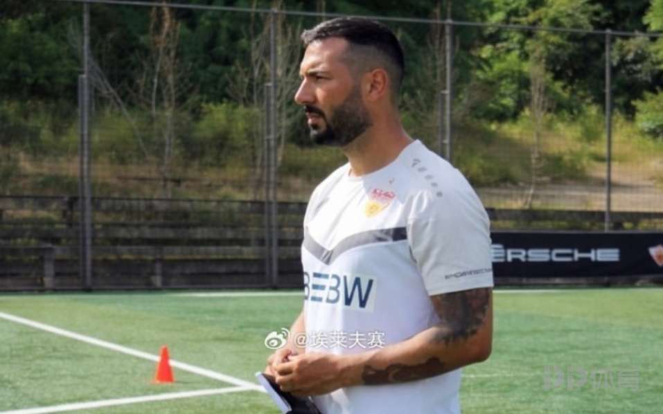 博主：国安聘请37岁克利特担任球探主管 此前任职斯图加特